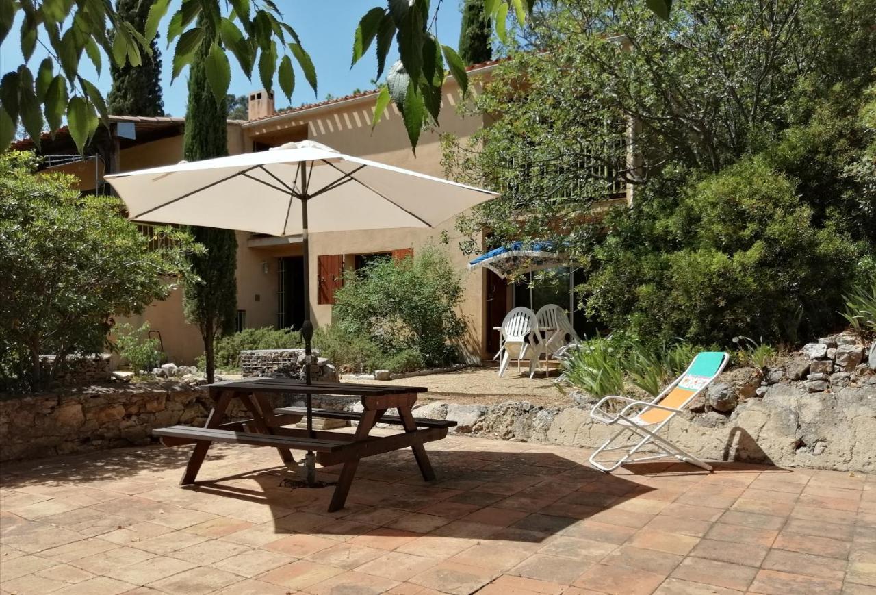 T2 36 m2, RdC de villa, clim, gd jardin clos, animx ok, quartier Mt Faron très calme, wifi, parking Tolone Esterno foto