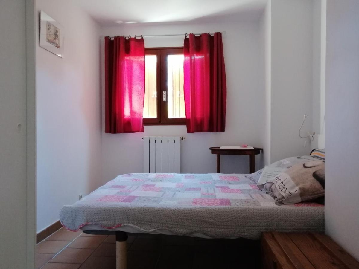 T2 36 m2, RdC de villa, clim, gd jardin clos, animx ok, quartier Mt Faron très calme, wifi, parking Tolone Esterno foto