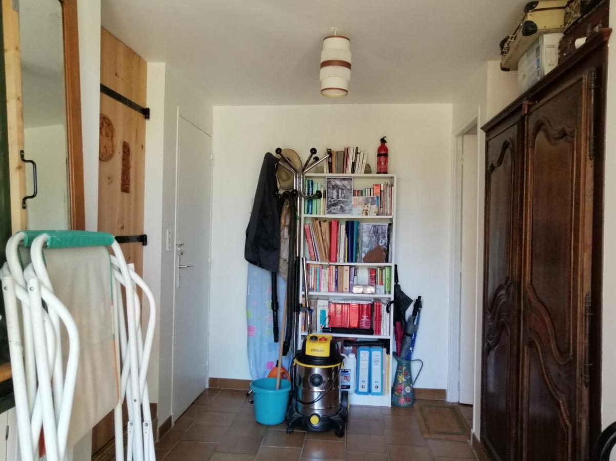 T2 36 m2, RdC de villa, clim, gd jardin clos, animx ok, quartier Mt Faron très calme, wifi, parking Tolone Esterno foto