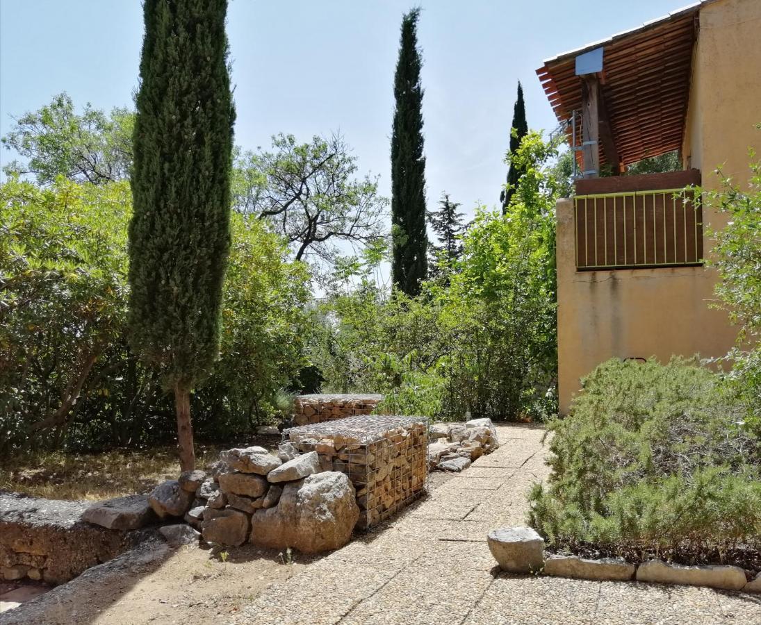 T2 36 m2, RdC de villa, clim, gd jardin clos, animx ok, quartier Mt Faron très calme, wifi, parking Tolone Esterno foto